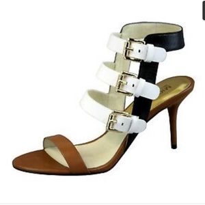 Michael KORS Beverly black multi buckle sexy gold logo sandals. Sz.7 leather